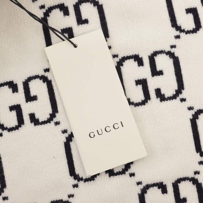 Clothes Gucci 556