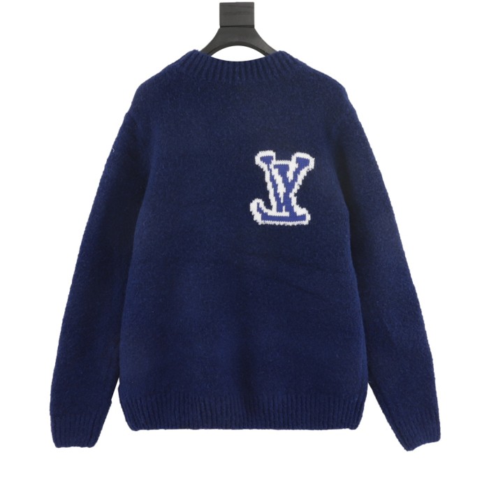 Clothes LOUIS VUITTON 913