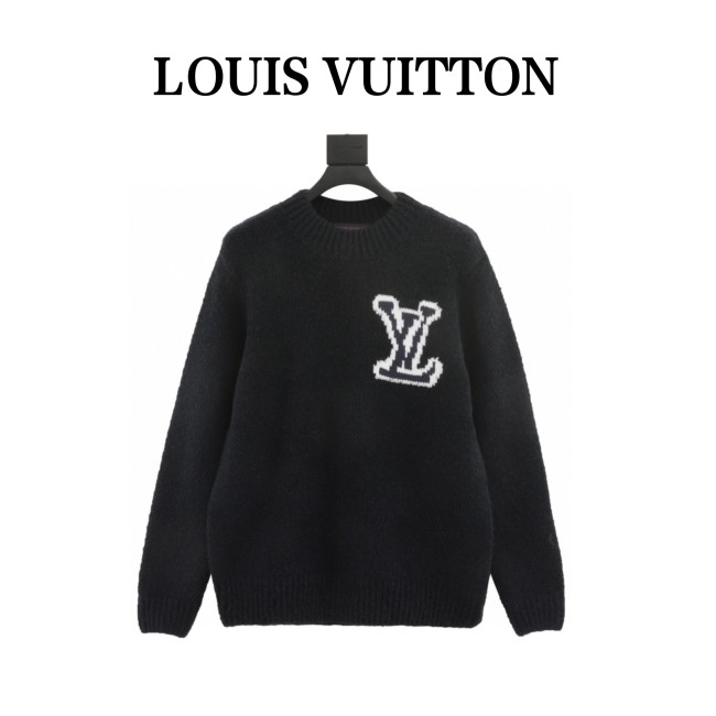 Clothes LOUIS VUITTON 912