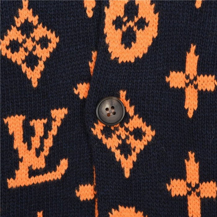 Clothes LOUIS VUITTON 918