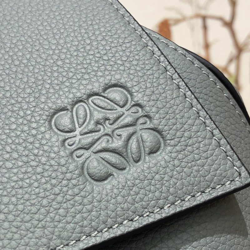 Handbags LOEWE ykk size:33x44.5x19 cm