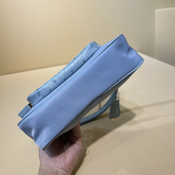 Handbags Prada 1BC198 size:22×19.5×6 cm