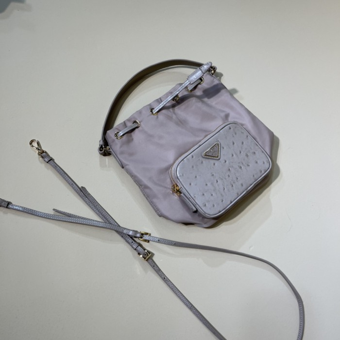 Handbags LOEWE 1BH038 size:22.5×17.5×12 cm