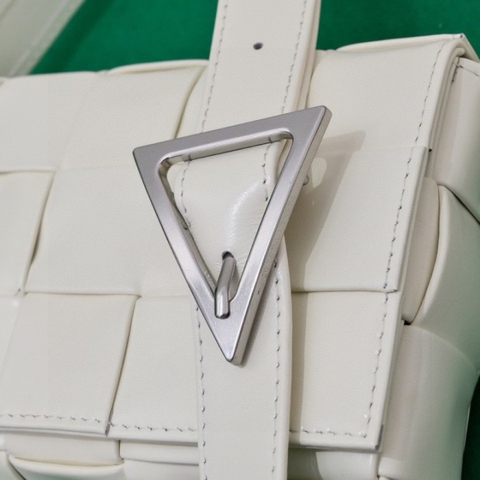 Handbags LOEWE 7587 size:17.5*10.5*3 cm