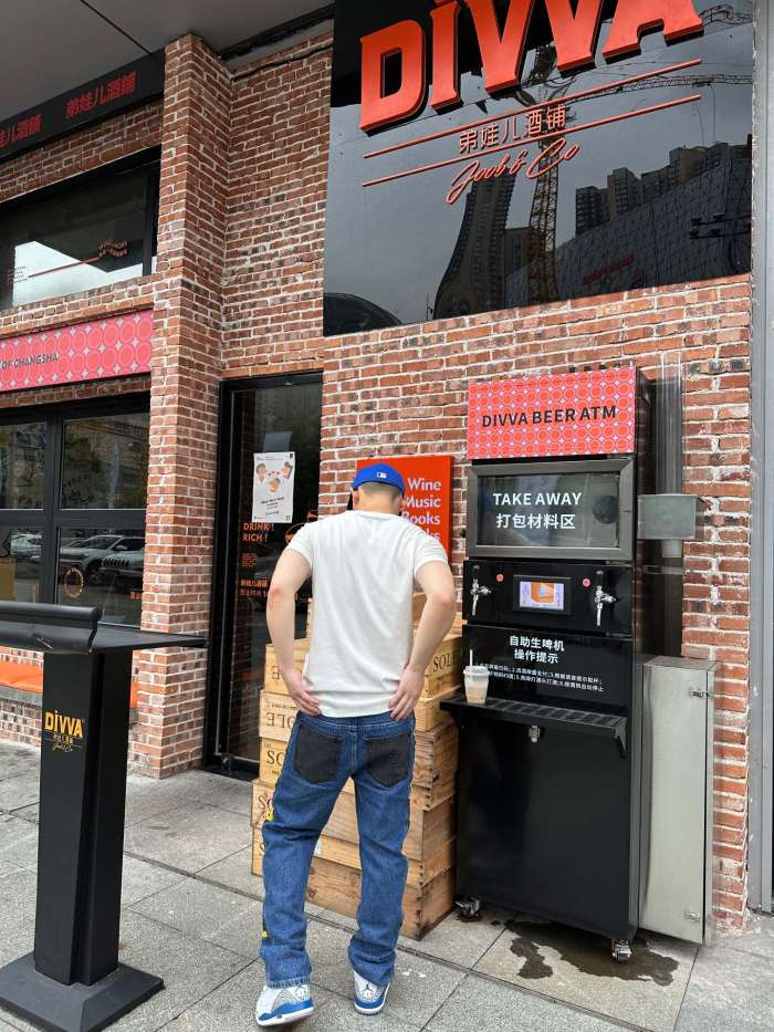 Clothes Drew House 15