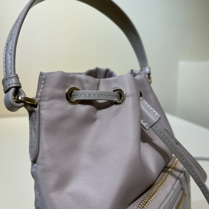 Handbags LOEWE 1BH038 size:22.5×17.5×12 cm