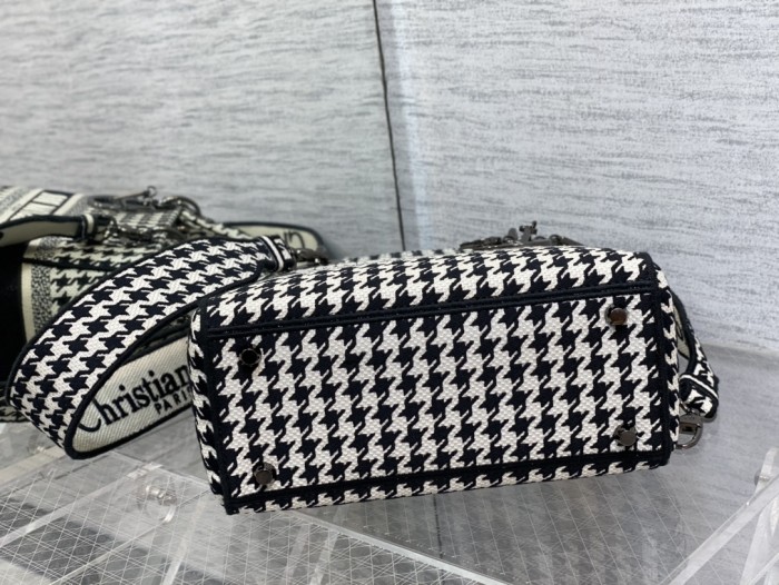 Handbags Dior 6605 size:24cm