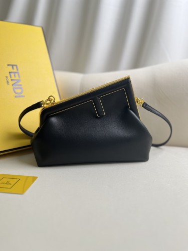 handbags FENDI 2218 size:18*26*9.5cm