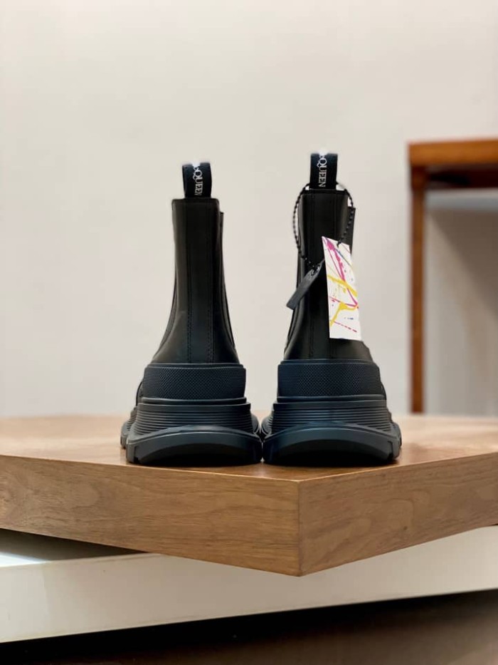 Alexander McQueen Tread Slick Chelsea Boot Leather Triple Black