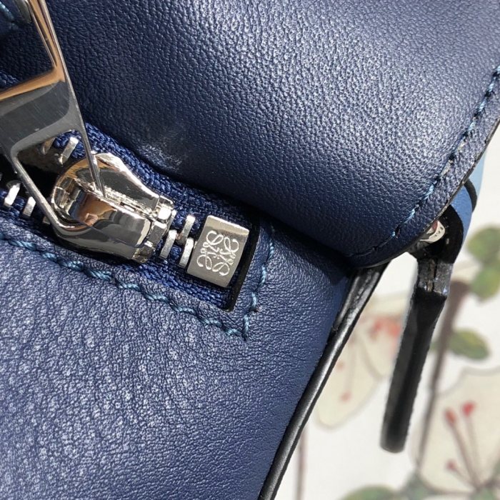 Handbags LOEWE Ykk size:29x18x12 cm