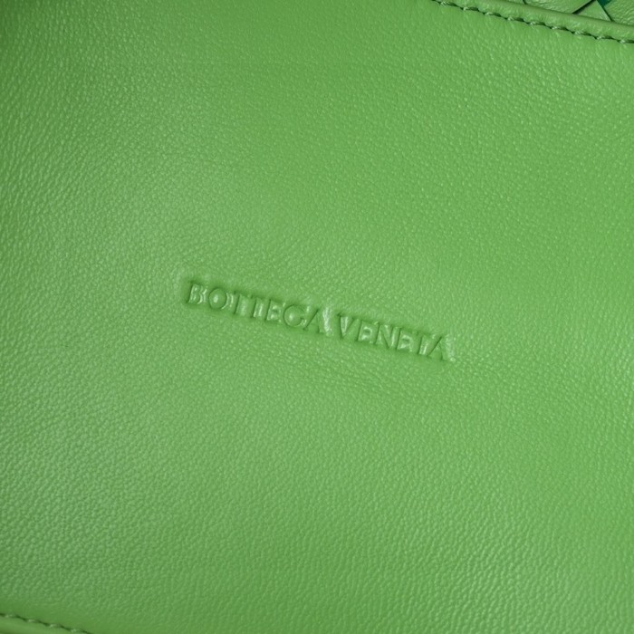 handbags Bottega Veneta 5211# SIZE:20*16*13CM