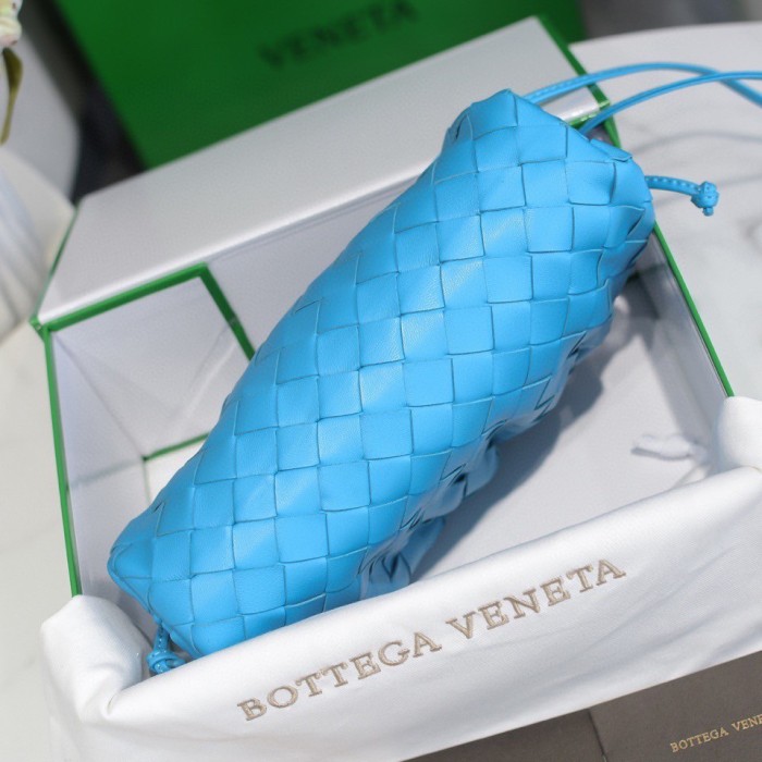 handbags Bottega Veneta The pouch size:23*13*8