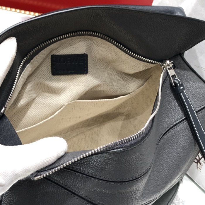 Handbags LOEWE Ykk size:29x18x12 cm