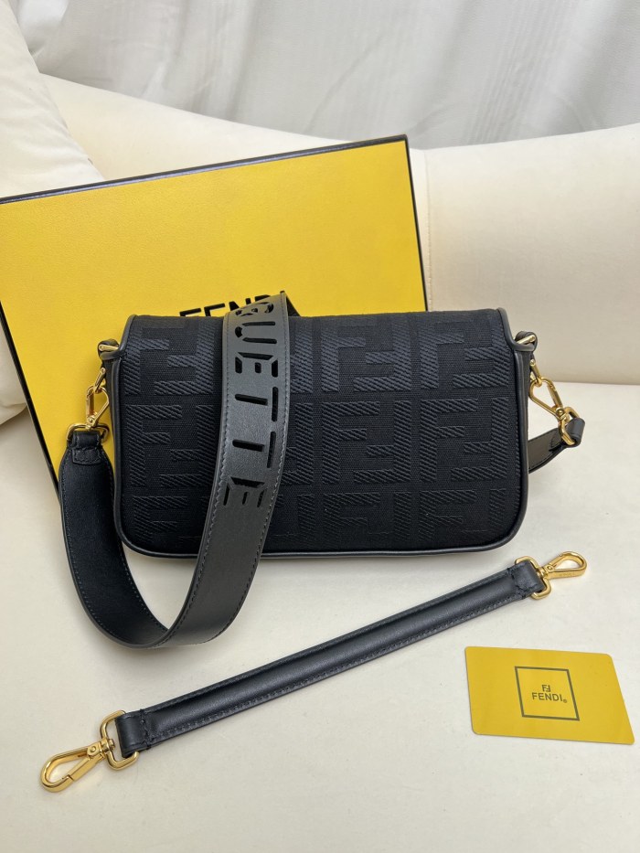 handbags FENDI Baguette size:26*6.5*13.5cm