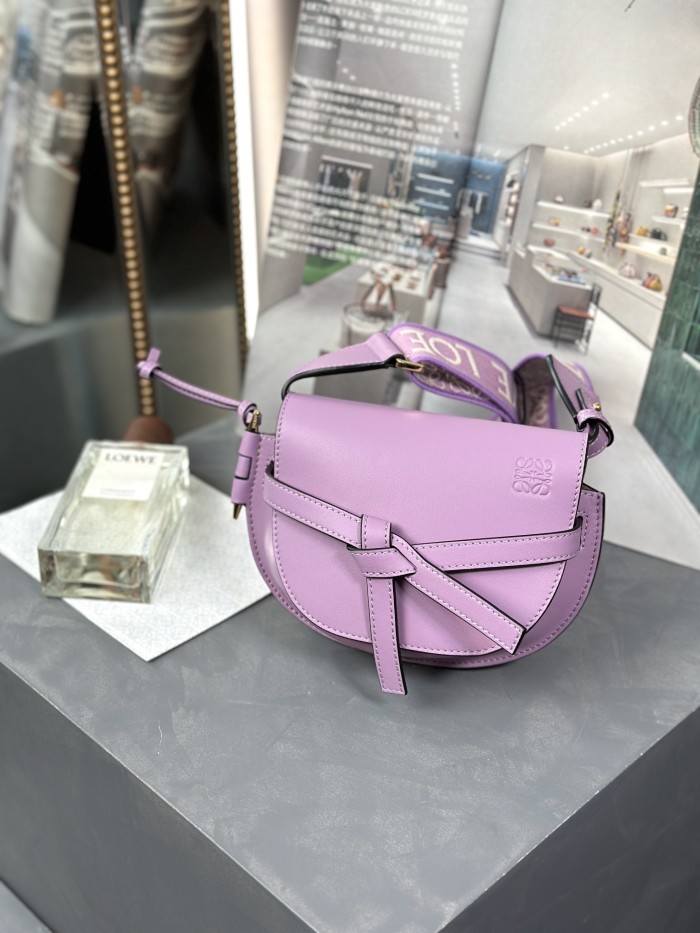 Handbags LOEWE 𝘔𝘪𝘯𝘪 𝘎𝘢𝘵𝘦 size:15*12.5*9cm