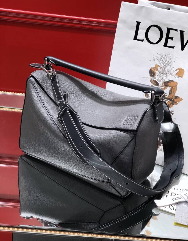 Handbags LOEWE Ykk size:29x18x12 cm