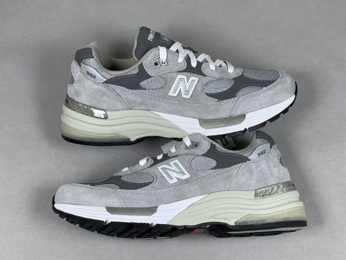 New Balance 992 Grey