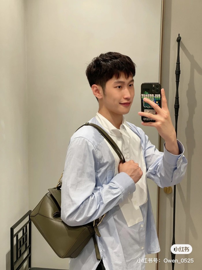 Handbags LOEWE ZP size:24−14-11 cm