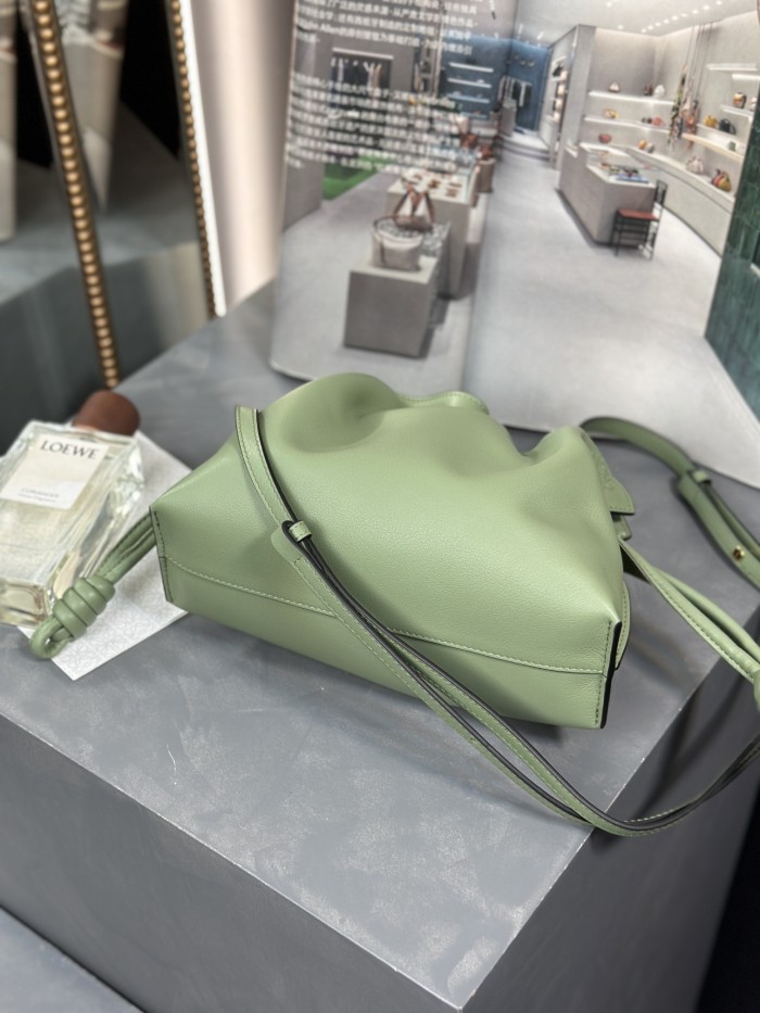 Handbags LOEWE mini flamenco clutch size:22.5-18-9 cm