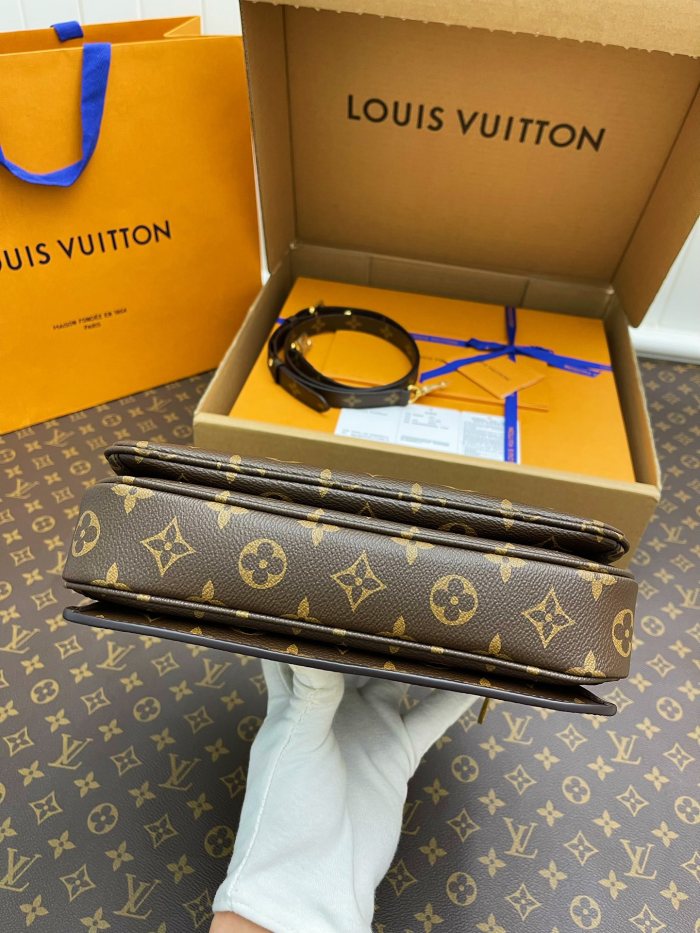 Handbags Louis Vuitton M44875 size:25*19*7 cm