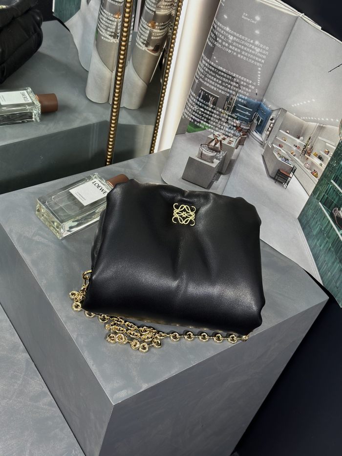 Handbags LOEWE Puffer Goya size:23-13-6 cm