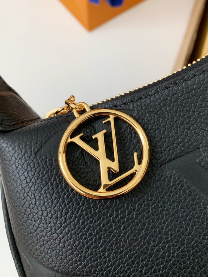 Handbags Louis Vuitton M82391 size:20.5*11*5 cm