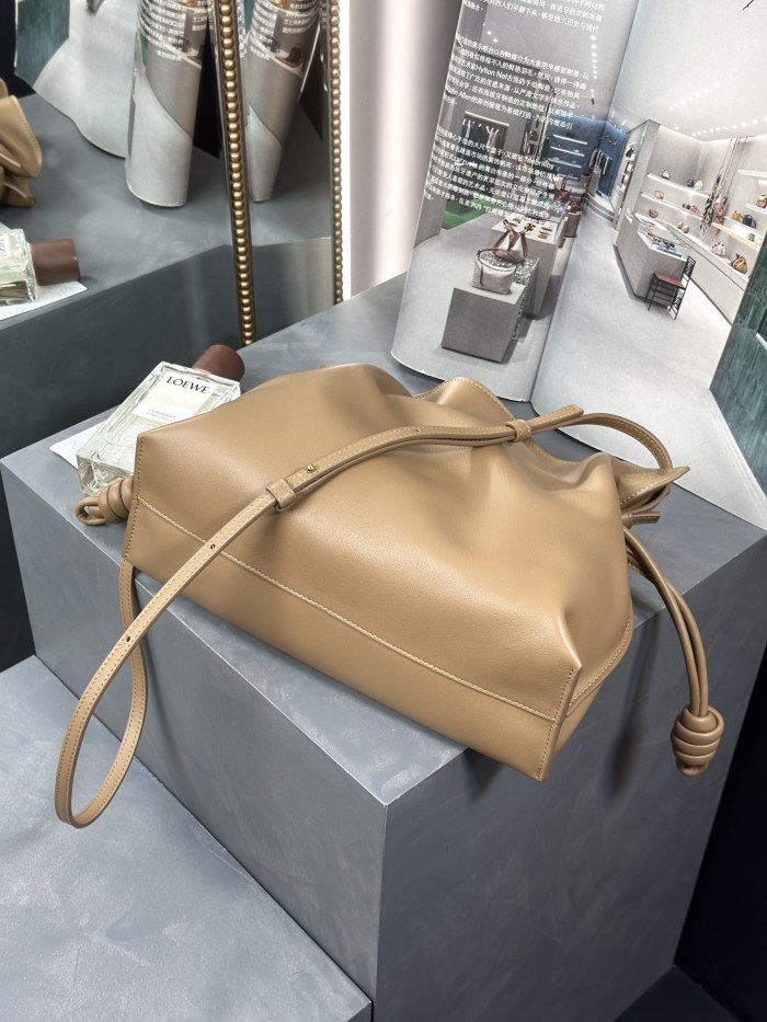 Handbags LOEWE flamenco clutch size:30-24.5-10.5 cm