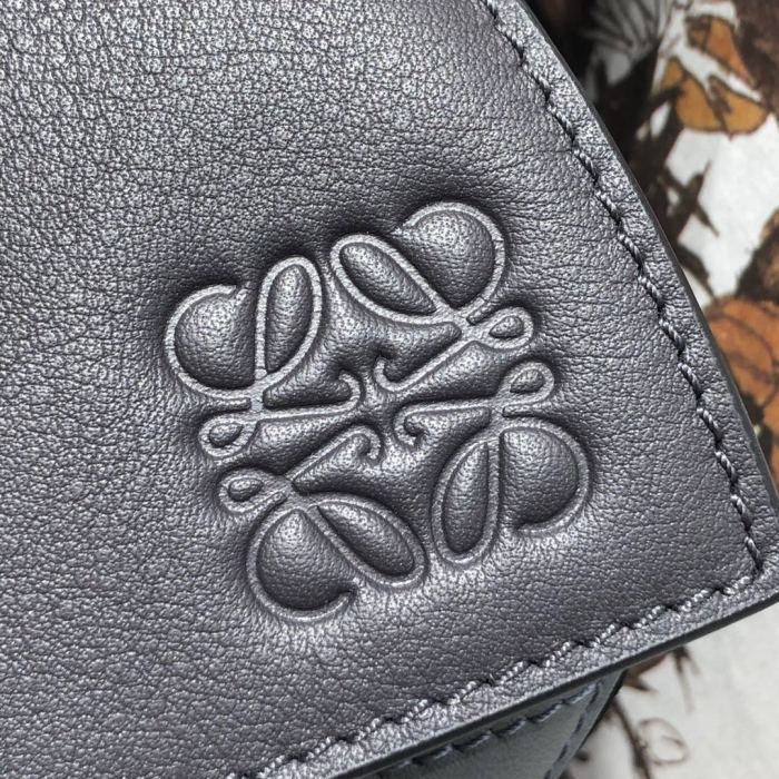 Handbags LOEWE Ykk size:29x18x12 cm