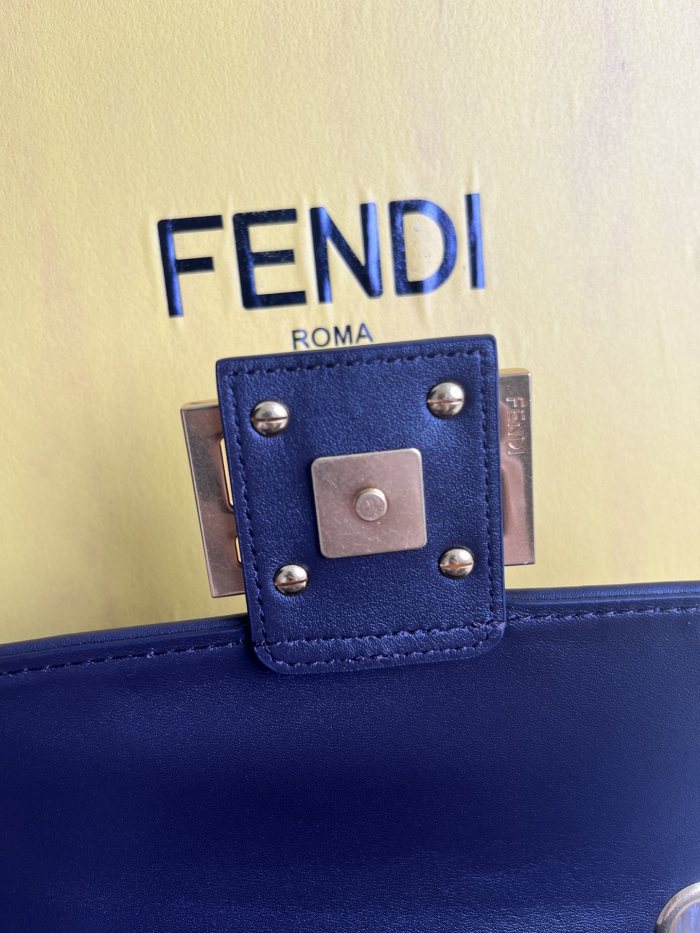 handbags FENDI 7001 size:14.5*24*7cm