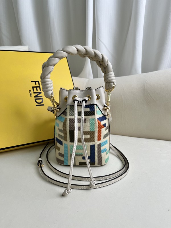 handbags FENDI 038 size:12*18*10cm