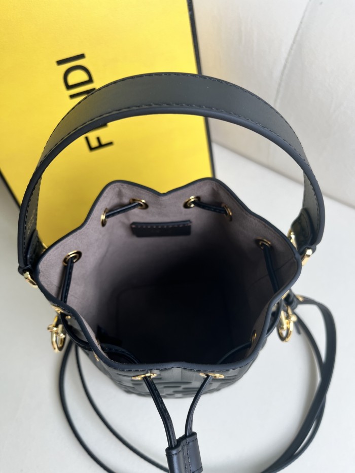 handbags FENDI 226 size:12*18*10cm