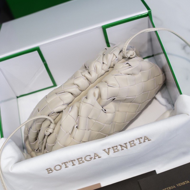 handbags Bottega Veneta The pouch size:23*13*8