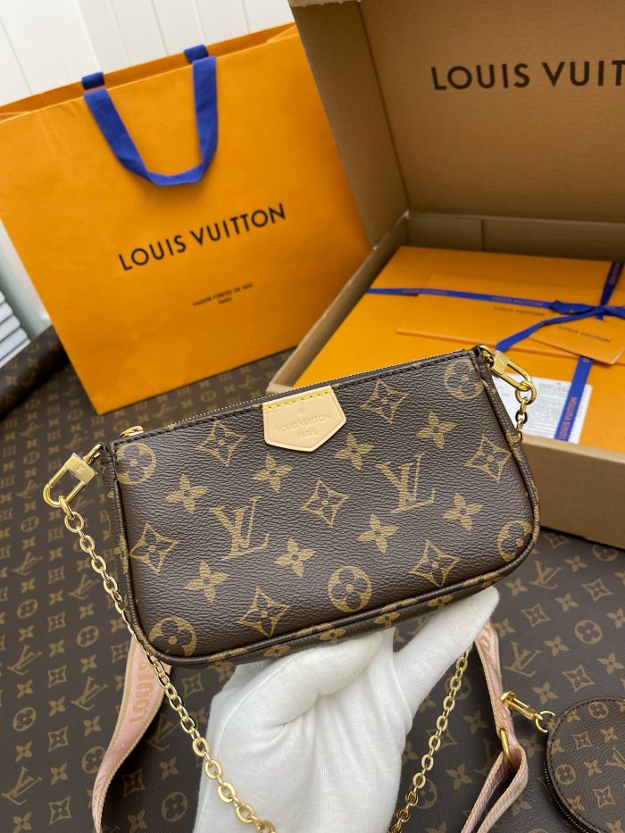 Handbags Louis Vuitton M44813 size:24*13.5*4 cm