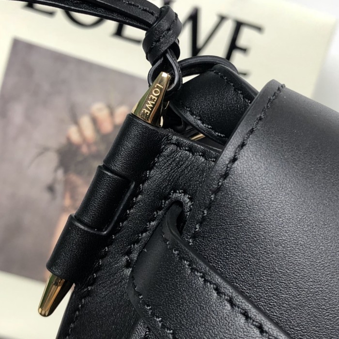 Handbags LOEWE 𝘔𝘪𝘯𝘪 𝘎𝘢𝘵𝘦 size:15*12.5*9cm
