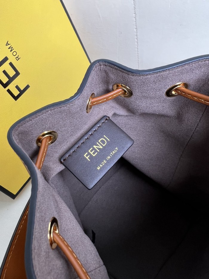 handbags FENDI 226 size:12*18*10cm