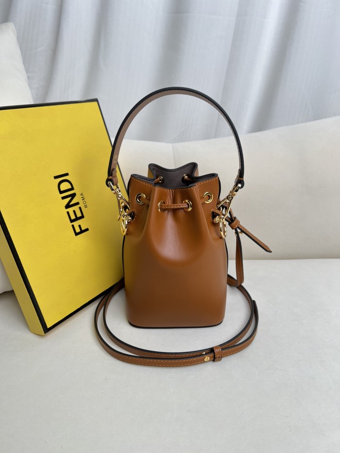 handbags FENDI 226 size:12*18*10cm
