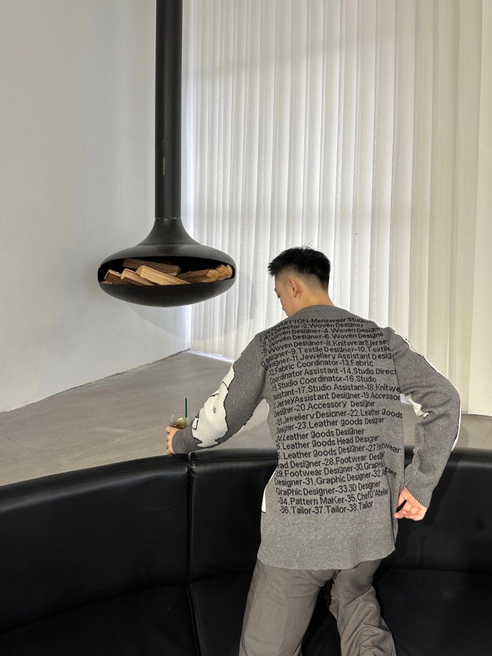 Clothes LOUIS VUITTON 924