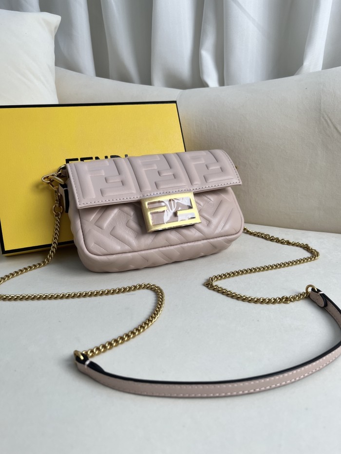 handbags FENDI 212 size:19*11.5*4cm
