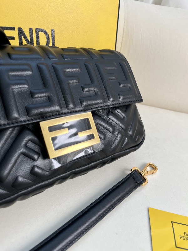 handbags FENDI 211 size:27*15*6cm