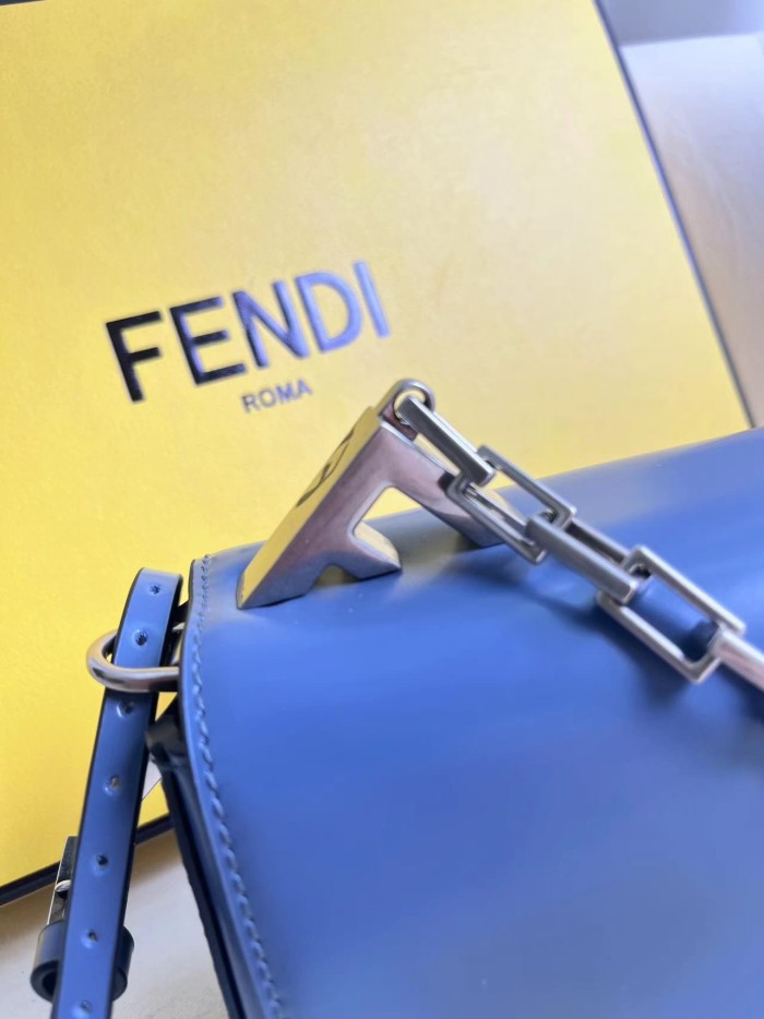 handbags FENDI 8605 size:23*13*7cm