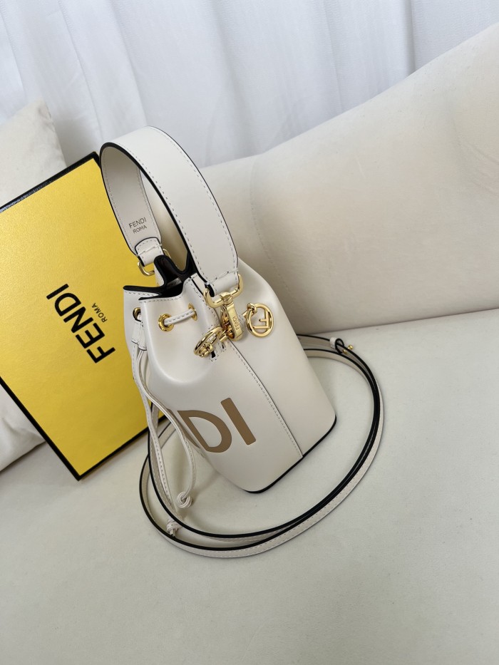 handbags FENDI 226 size:12*18*10cm