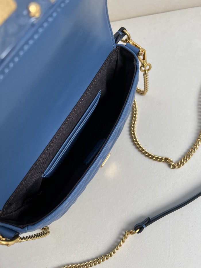 handbags FENDI 212 size:19*11.5*4cm