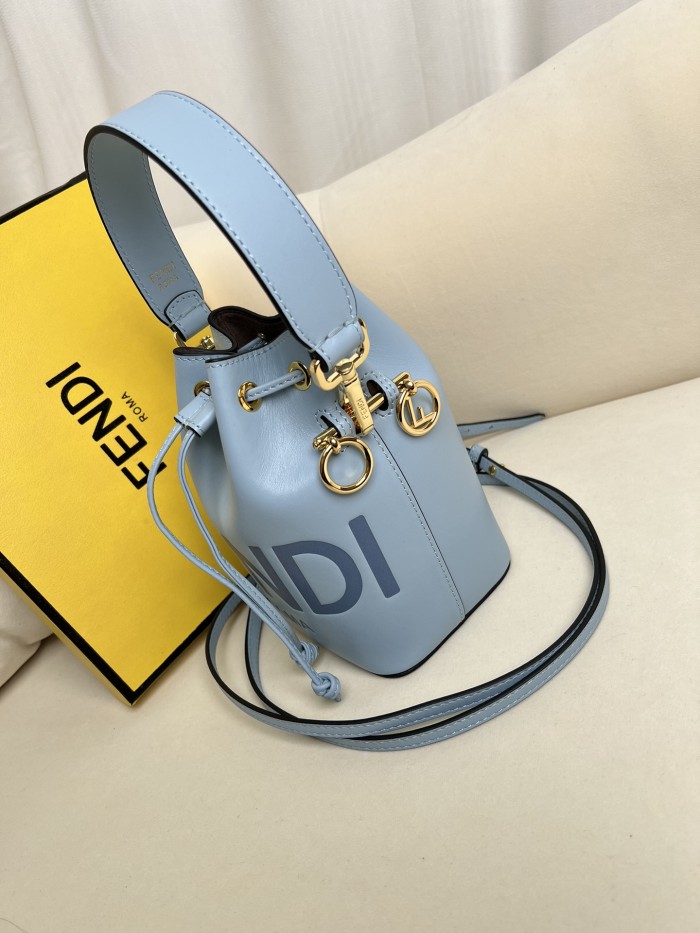 handbags FENDI 226 size:12*18*10cm