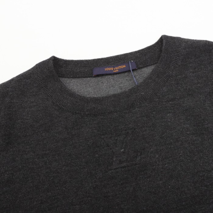 Clothes LOUIS VUITTON 925