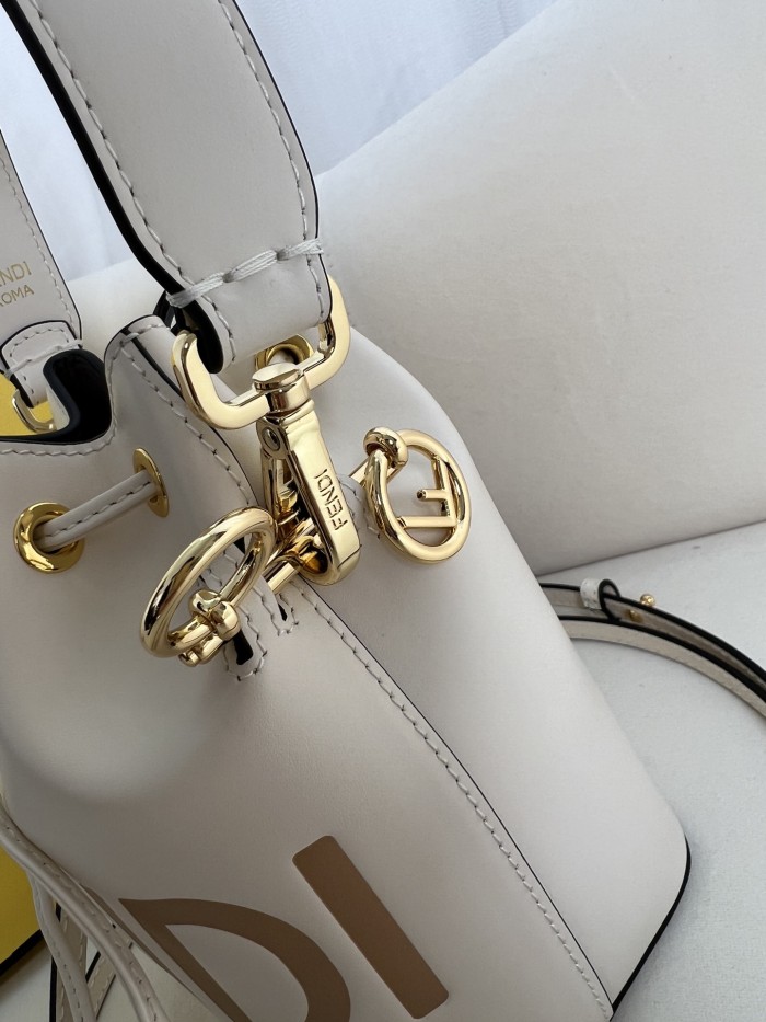 handbags FENDI 226 size:12*18*10cm