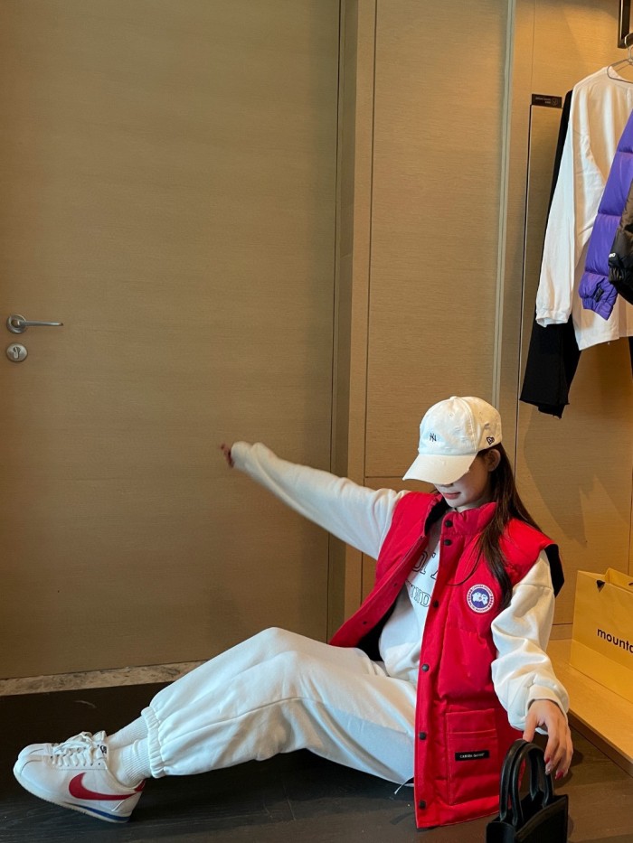 Clothes Canada goose 21