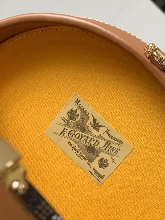 Handbags Goyard Alto 8038 size:16.5*7*18 cm