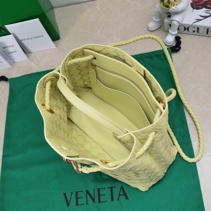 Handbags Bottega Veneta 7463 size:25*20*10 cm