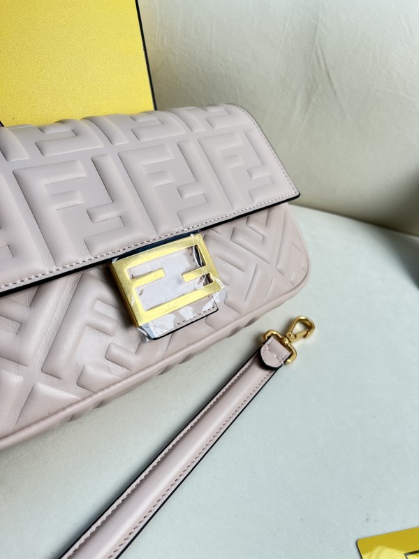 handbags FENDI 211 size:27*15*6cm