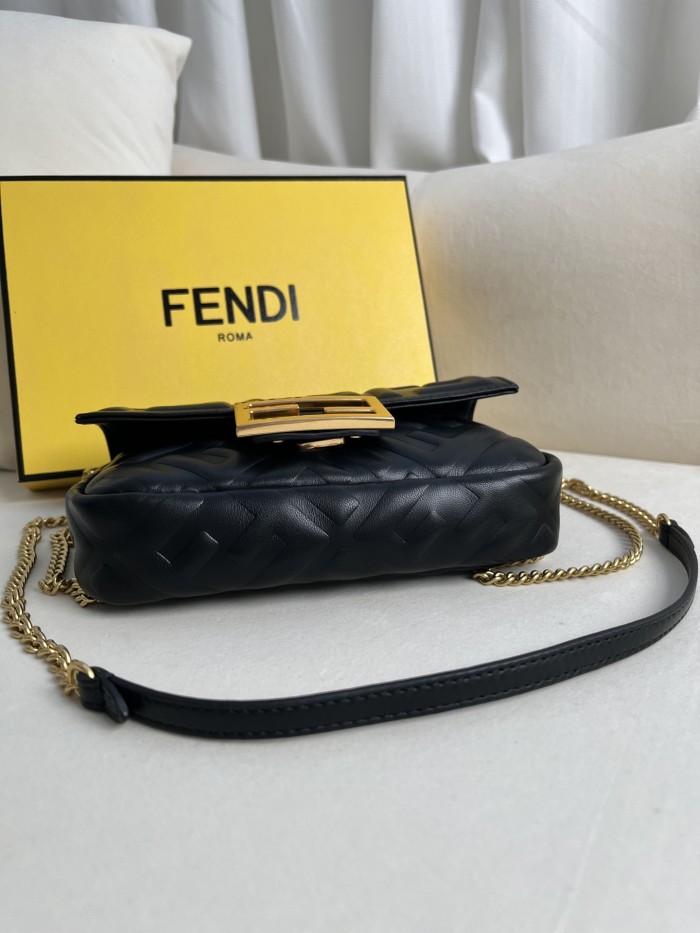 handbags FENDI 212 size:19*11.5*4cm